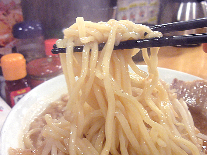 伏見二郎の麺